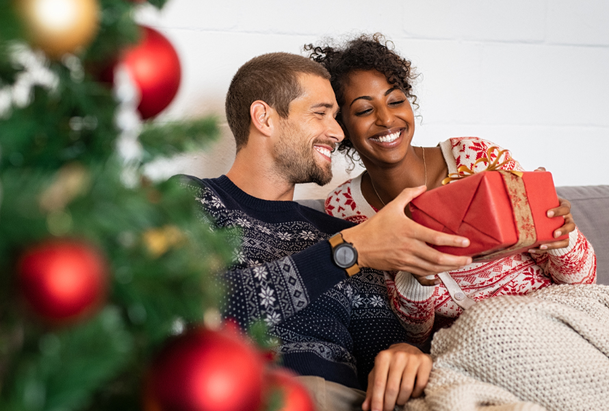 Forevers julshop är öppen, fyll julklappssäcken med hud- och hårvård eller kanske en ljuvlig doft. Och varför inte unna dig själv något fint också? 