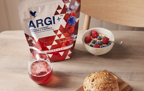 ARGI+, Forevers peppande kosttillskott med aminosyran L-arginin och flera viktiga vitaminer, såsom B6 och B12. 